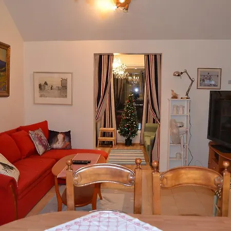 Huvilat Linnunlaulu *